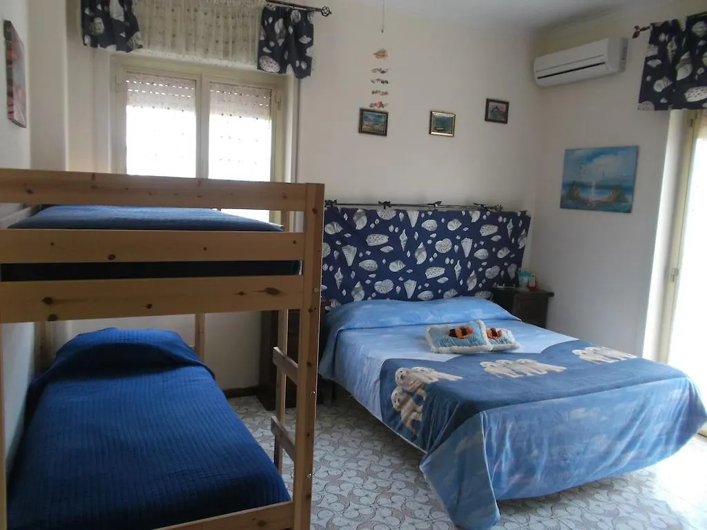 Bed and Breakfast A Casa Di Marco Katánie Bed & Breakfast