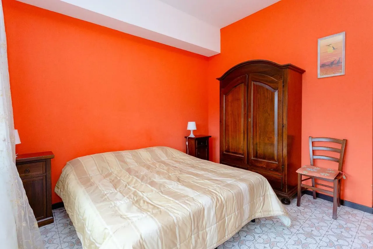 Bed & Breakfast Bed and Breakfast A Casa Di Marco Katánie