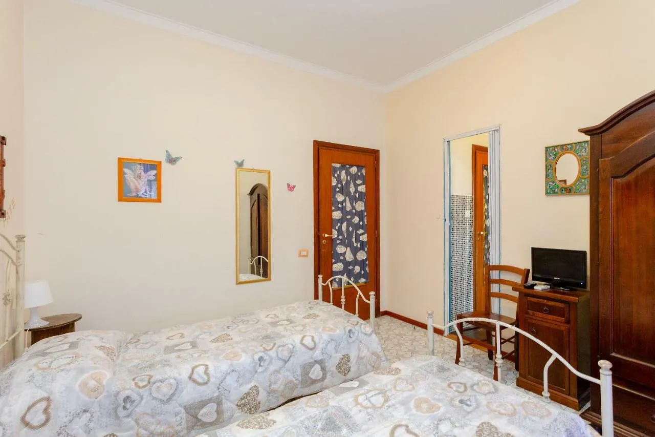 카타니아 A Casa Di Marco B&B 2*,  이탈리아